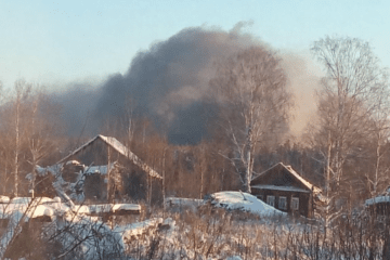 Smoke is rising from a Russian ammunition depot near the city of Neya, Kostroma region, January 6, 2026. (Source: Exilenova+)