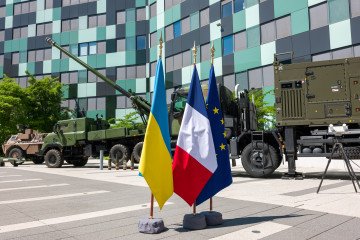 France Falls Short of €3 Billion Military Aid Target for Ukraine Due to Budget Deficit France Falls Short of €3 Billion Military Aid Target for Ukraine Due to Budget Deficit