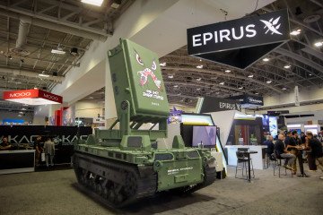 Epirus Leonidas microwave system on a tracked chassis, October 2025. (Source: Epirus)