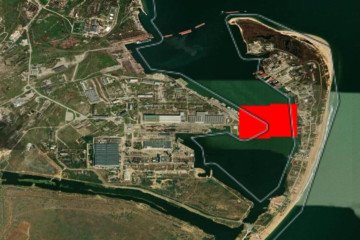 The satallite image shows a fire broke out following a drone strike on the Zaliv shipbuilding plant in occupied Kerch. (Source: MilitaryNewsUA/X)