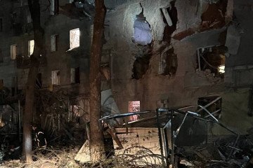 Russian Air Strike Hits Sumy Apartment Building Killing Four and Wounding Over 10 Civilians A residential building damaged by a guided aerial bomb attack on Sumy. (Source: Kordon Media)