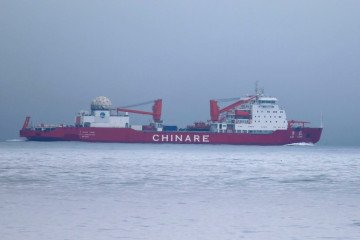Chinese research vessel Xue Long sails in the Bering Sea during its transit toward the Arctic after passing through the US exclusive economic zone. (Source: US Coast Guard) Chinese research vessel Xue Long sails in the Bering Sea during its transit toward the Arctic after passing through the US exclusive economic zone. (Source: US Coast Guard)