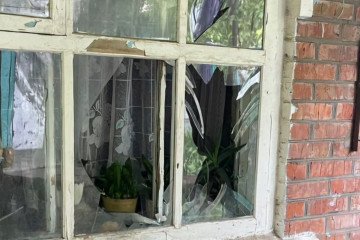 Russian Shelling Injures At Least Three People in Nikopol, Dnipropetrovsk Region Russian Shelling Injures At Least Three People in Nikopol, Dnipropetrovsk Region