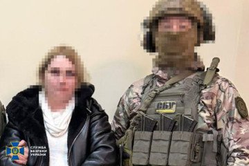 El SBU detiene a una vendedora en una tienda de suministros militares por colaborar en los ataques rusos contra Kramatorsk donbas mapa últimas noticias de la guerra en ucrania