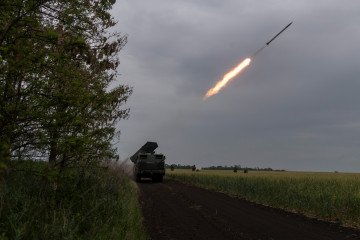 2 Million Shells in a Year Czech Initiative Speeds Up Ukraine’s Artillery Pipeline