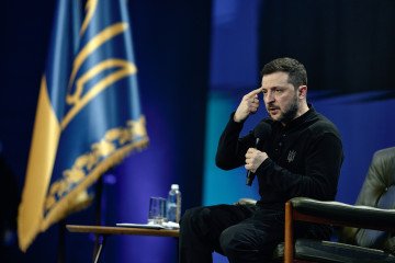 Zelenskyy Clarifies U.S. Natural Resources Deal: “We Are Not Debtors”