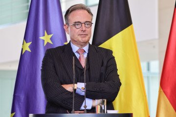 Belgian PM Opposes Seizing $201 Billion in Russian Assets, Says Wait for “Peace Talks”