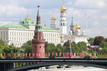 Xi Jinping llega a Moscú para asistir al desfile ruso del Día de la Victoria