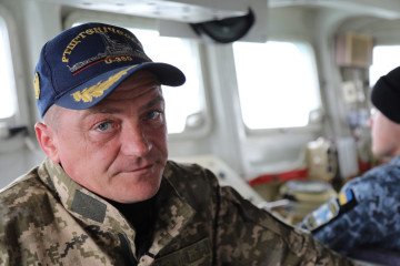 Legendary Commander of Minesweeper “Henichesk” Returns From Russian Captivity—Full Story of His Defiance