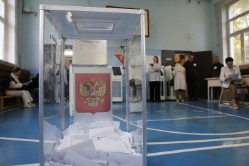 Russian voters cast ballots during the State Duma election in Moscow on September 19, 2026. (Source: Getty Images)