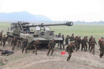 Ukrainian FPV Drones Strike North Korean Koksan Gun Used by Russia