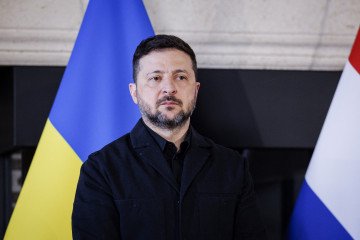 Ukrainian President Volodymyr Zelenskyy during a press conference following his meeting with Dutch Prime Minister in Middelburg on April 16, 2026. (Source: Getty Images)