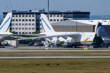 Ukrainian Antonov aircraft are parked behind a fence on the grounds of Leipzig/Halle Airport. Illustrative photo. (Source: Getty Images) Ukrainian Antonov aircraft are parked behind a fence on the grounds of Leipzig/Halle Airport. Illustrative photo. (Source: Getty Images)