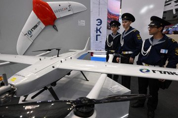 Kalashnikov-Style Drone Swarm: How Russia’s “Diktion” System Aims to Automate Entire Frontline Kalashnikov-Style Drone Swarm: How Russia’s “Diktion” System Aims to Automate Entire Frontline