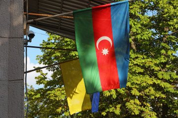Azerbaijan Delivers $1.5M in Critical Energy Aid to Ukraine Ahead of Winter The flags of Azerbaijan and Ukraine. (Source: Getty Images)