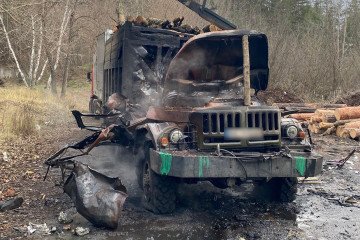 Russian forces struck a truck with a drone in Izium, Kharkiv region on December 5, 2025. (Source: Police of Kharkiv region)