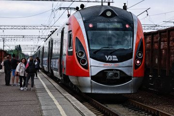 Ukraine to Build EU-Gauge Rail Link From Poland to Lviv Starting in 2026 Ukraine to Build EU-Gauge Rail Link From Poland to Lviv Starting in 2026