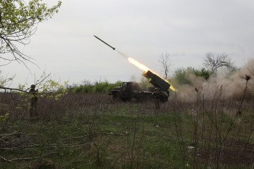 Ukrainian Forces Take Out Russian “Grad” MLRS With FPV Drones, Video
