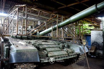 Captured Russian T-72 tank during modernization, July 2026. Captured Russian T-72 tank during modernization, July 2026.