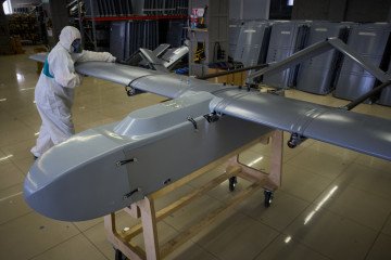 Ukrainian‑made FP‑1 long‑range strike drone during production. (Source: AP)