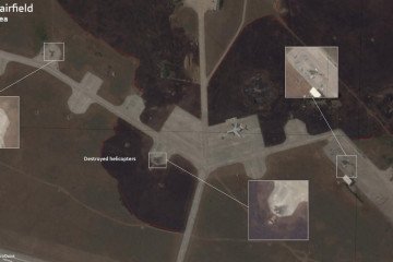 Imágenes por satélite confirman el ataque a helicópteros rusos y a la defensa antiaérea en el aeródromo de Kirovske Imágenes por satélite confirman el ataque a helicópteros rusos y a la defensa antiaérea en el aeródromo de Kirovske