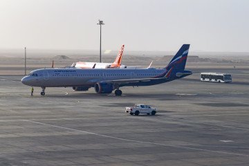 Aeroflot commercial airliner parked on a sunlit tarmac at Hurghada International airport on January 28, 2026 in Hurghada, Soma Bay, Egypt. Illustrative photo. (Source: Getty Images)
