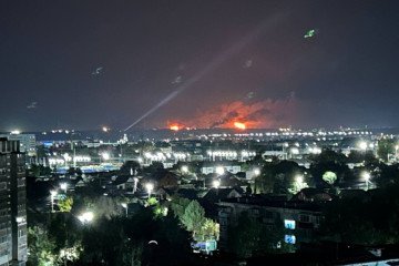 A massive fire glows over the cityscape following a Ukrainian drone strike on the Syzran Oil Refinery in Russia’s Samara region. (Source: OSINT channel Exilenova+)