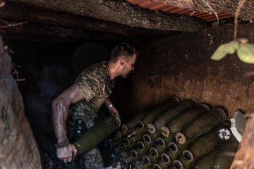 Ucrania recibe un millón de proyectiles de artillería de una coalición de 18 países liderada por la República Checa ucrania guerra fondos de militares rusia ucrania guerra