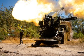 Ukraine Strikes Historic Deal: Danish Factories to Produce Bohdana Howitzers and Drones Ukraine Strikes Historic Deal: Danish Factories to Produce Bohdana Howitzers and Drones