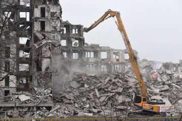 Russians Rebuild Mariupol to Hide Thousands of Victims, Following Grozny’s Example, Says Zelenskyy Russians Rebuild Mariupol to Hide Thousands of Victims, Following Grozny’s Example, Says Zelenskyy