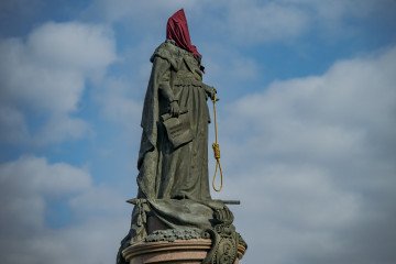 Un ayudante de Putin insinúa reivindicaciones territoriales en Odesa y descarta la paz con Ucrania