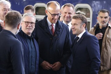 EU Leaders Wait for Turkiye Talks Before Pressing US on New Russia Sanctions, Bloomberg Reports