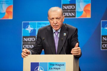 Erdogan presiona para que se celebre una cumbre de paz entre Zelenskyy y Putin, a la que está dispuesto a sumarse Trump
