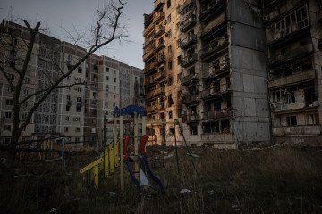 Ukrainian Troops Deny Retreat from Vuhledar, Donetsk Region, Video