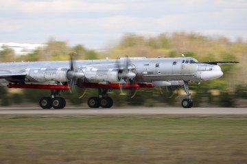 Russian Tu-95s and Tu-160s Fly Heaviest Raid in Months—But Ukraine Renders It a Flop