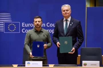 Ukraine and Lithuania Sign a Bilateral Security Agreement