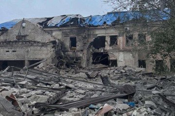 Russian Attack Destroys Ukrainian Red Cross Office in Donetsk Region Russian Attack Destroys Ukrainian Red Cross Office in Donetsk Region