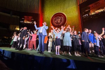 Coros rusos celebran la guerra y el legado soviético en la Asamblea General de la ONU