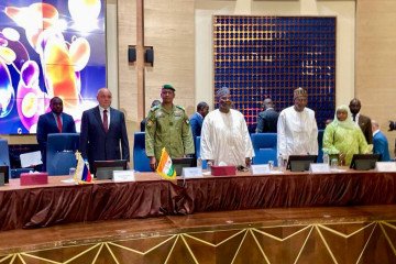 rusos rusia rusia noticias rusia población en qué continente está rusia qué hora es en rusia