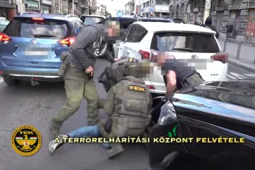 Hungría detiene a un presunto espía ucraniano que resultó ser ruso