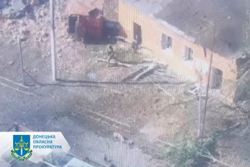 Russian Troops Reportedly Execute Injured Ukrainian Soldier in Bakhmut Direction Russian Troops Reportedly Execute Injured Ukrainian Soldier in Bakhmut Direction