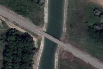 Russian Logistics Hit as Ukraine Destroys Strategic Railway Bridge Over North Crimean Canal Railway bridge over North Crimean Canal that was destroyed by Ukrainain forces. (Source: NOELREPORTS/X)