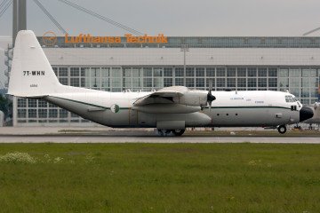 An Algerian Air Force C-130H-30 Hercules lands at Munich Airport in 2012. (Source: Getty Images)