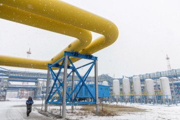 Connected pipeline at the Comprehensive Gas Treatment Unit No.3 at the Gazprom PJSC Chayandinskoye oil, gas and condensate field, a resource base for the Power of Siberia gas pipeline. (Source: Getty Images) Connected pipeline at the Comprehensive Gas Treatment Unit No.3 at the Gazprom PJSC Chayandinskoye oil, gas and condensate field, a resource base for the Power of Siberia gas pipeline. (Source: Getty Images)