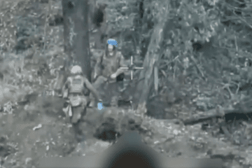 Ukrainian Drone Attack Turns Into First-Ever Drone Capture of Russian Prisoner, Video Ukrainian Drone Attack Turns Into First-Ever Drone Capture of Russian Prisoner, Video