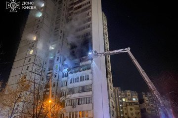 Aftermath of a Russian airstrike on a civilian house in Kyiv, Ukraine, on November 14, 2025. (Source: SES)