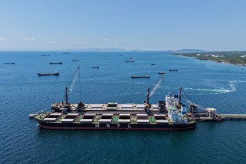 Oil tankers and bulk vessels carrying coal and other fuels are seen near the Petron Refinery Facility in Limay, Philippines. (Source: Getty Images)