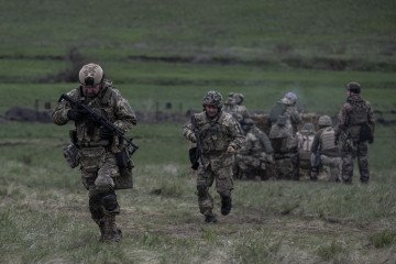 Members of Ukrainian Armed Forces are seen during their shooting training with heavy weapons in the areas close to the frontline in Zaporizhzhia, Ukraine, on April 20, 2023. (Source: Getty Images) Members of Ukrainian Armed Forces are seen during their shooting training with heavy weapons in the areas close to the frontline in Zaporizhzhia, Ukraine, on April 20, 2023.