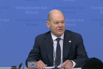 German Chancellor Hopes to Find More Air Defense for Ukraine