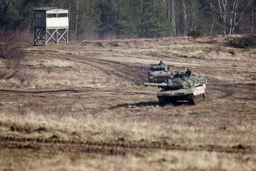 Spain Flexes Firepower Near Russian Border During NATO’s Forge 2025: Leopard Tanks, NASAMS Deployed
